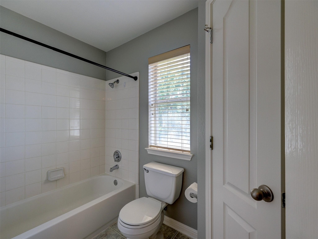 1554 Homewood Cir - Photo 26