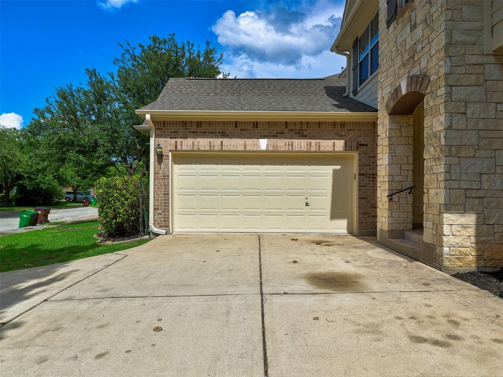 1554 Homewood Cir - Photo 4