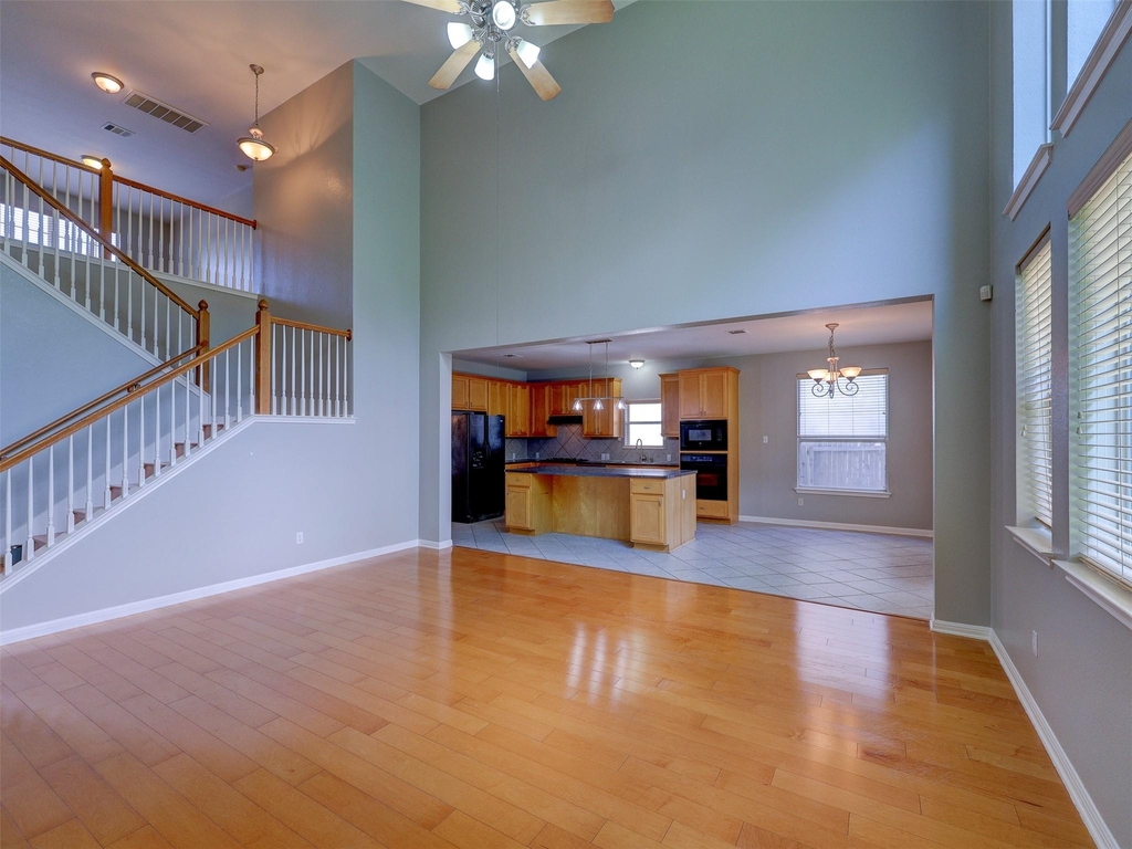 1554 Homewood Cir - Photo 12