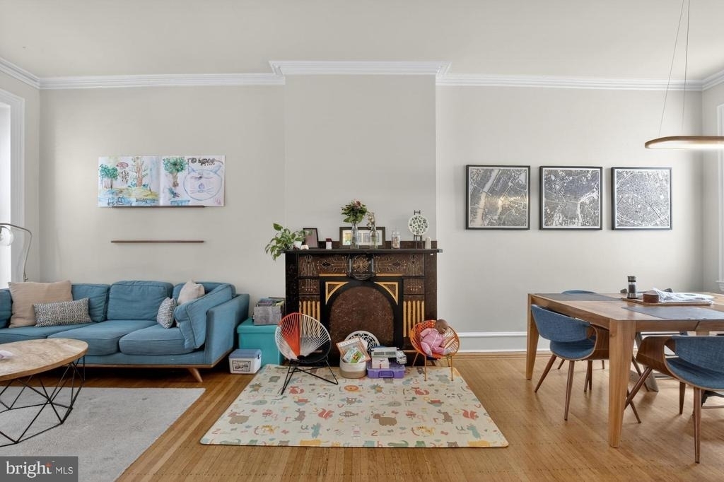 2356 E Susquehanna Avenue - Photo 4