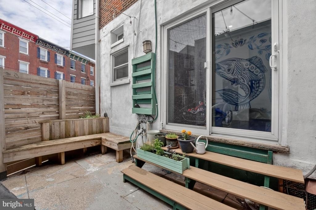 2356 E Susquehanna Avenue - Photo 12
