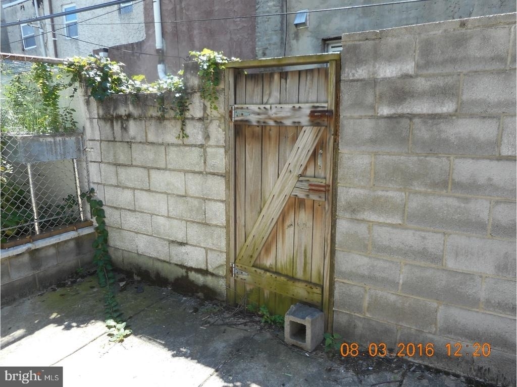 716 Hoffman Street - Photo 3