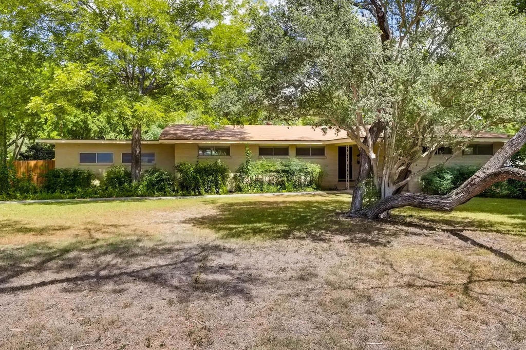 446 Pike Rd - Photo 0