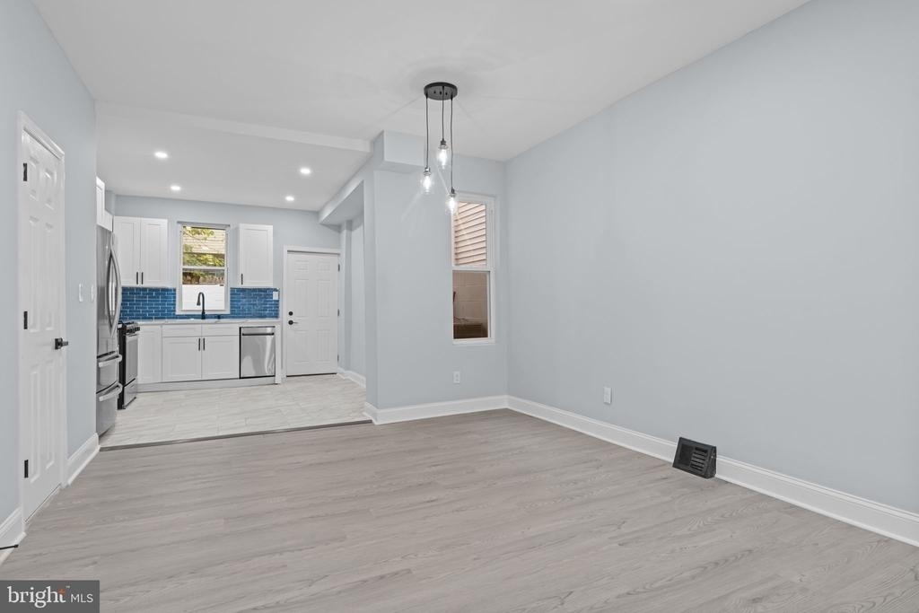 1612 S 24th Street - Photo 3