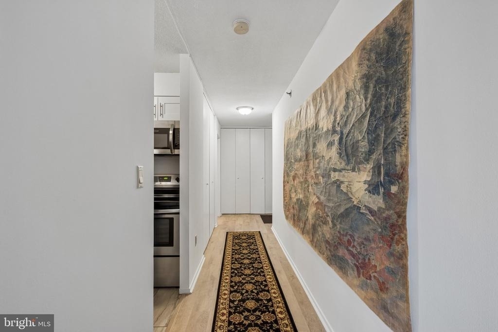 2020 Walnut Street - Photo 7