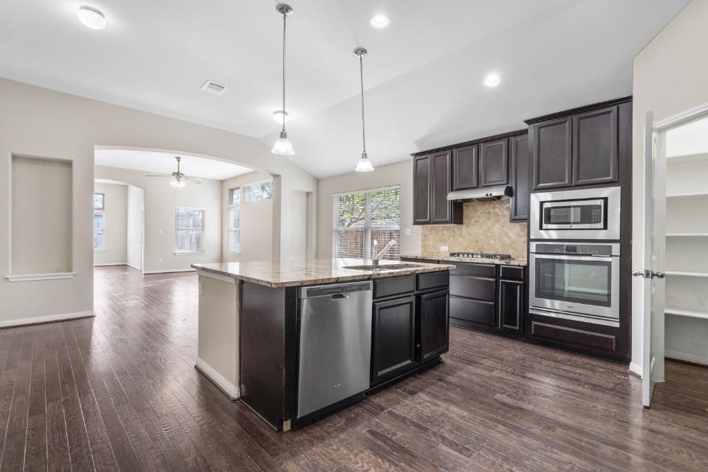 2923 Bluffstone Dr - Photo 18