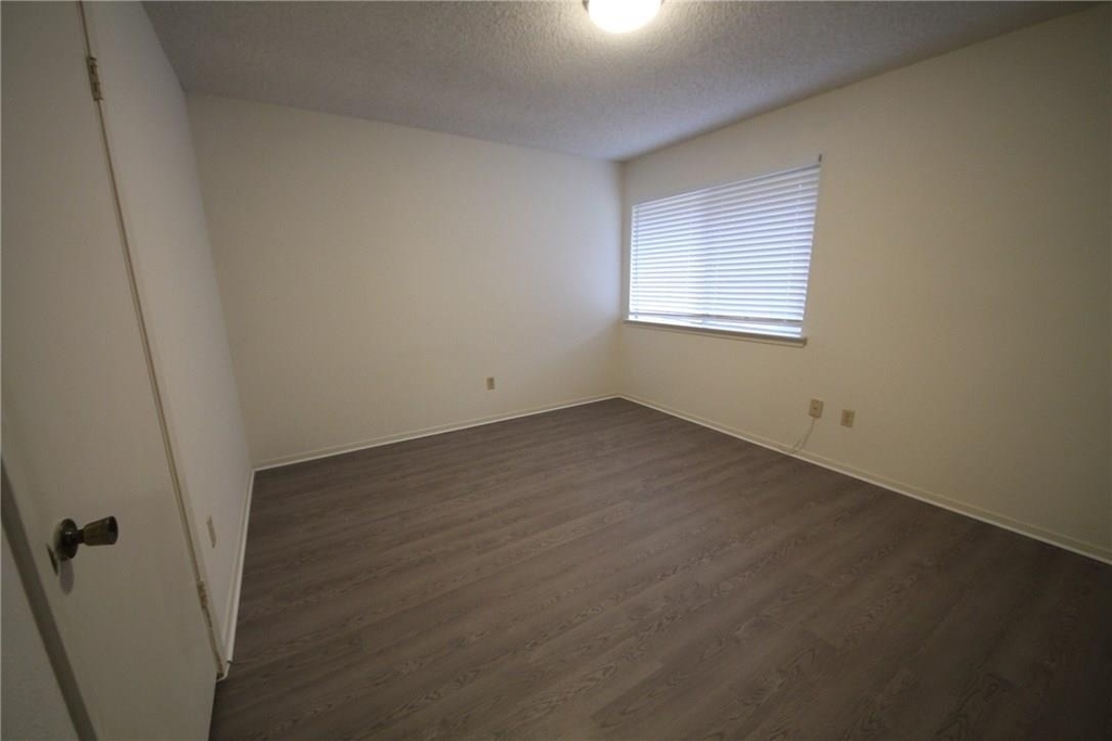 3206 Spaniel Dr - Photo 12