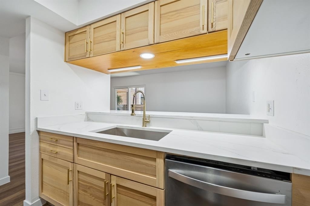 7801 Shoal Creek Blvd - Photo 11