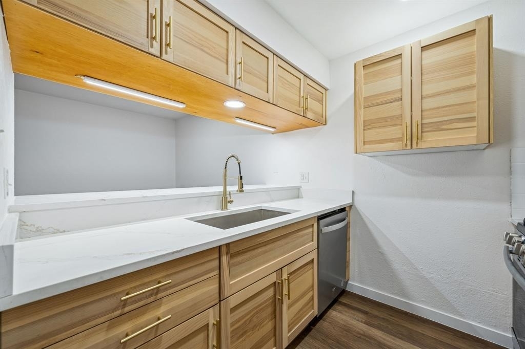 7801 Shoal Creek Blvd - Photo 9