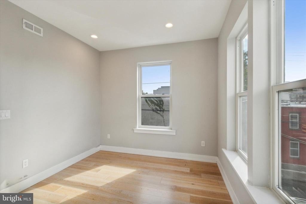 1500 N Myrtlewood Street - Photo 8