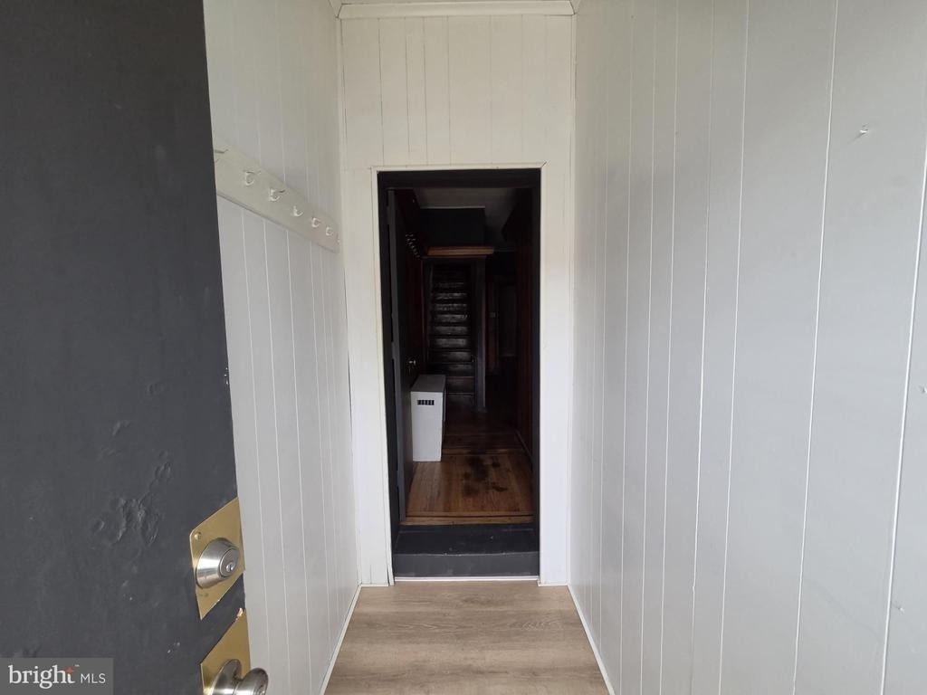 633 E Allegheny Avenue - Photo 1