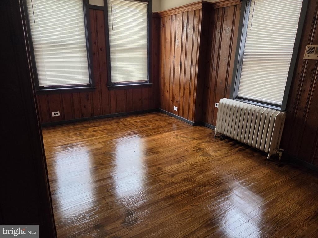 633 E Allegheny Avenue - Photo 33