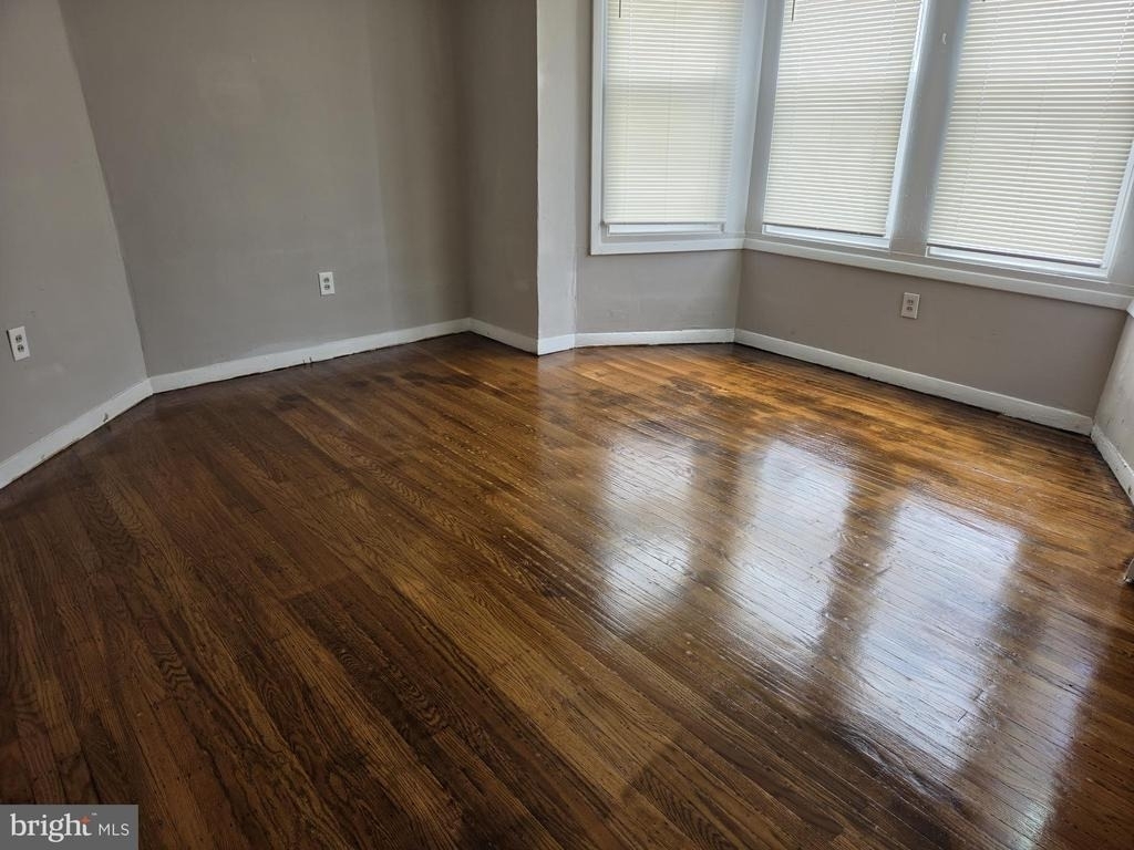 633 E Allegheny Avenue - Photo 31