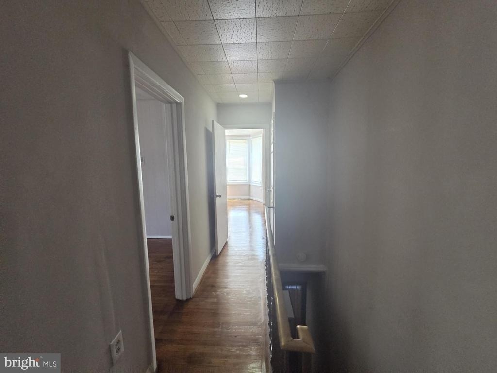 633 E Allegheny Avenue - Photo 28