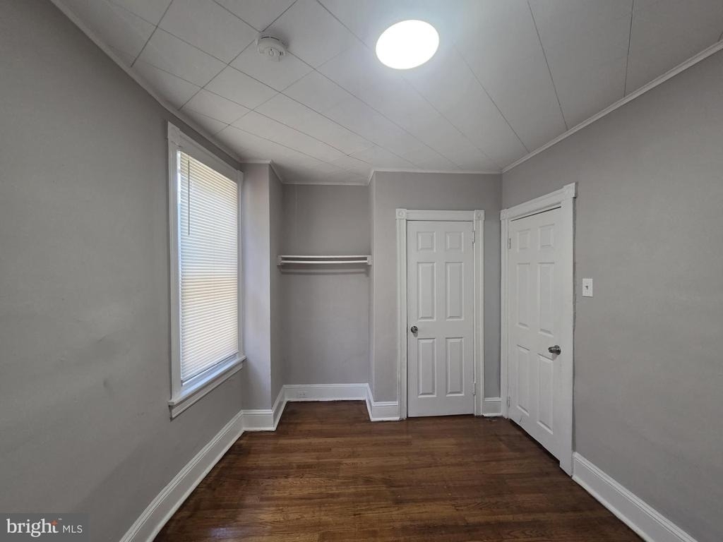 633 E Allegheny Avenue - Photo 33