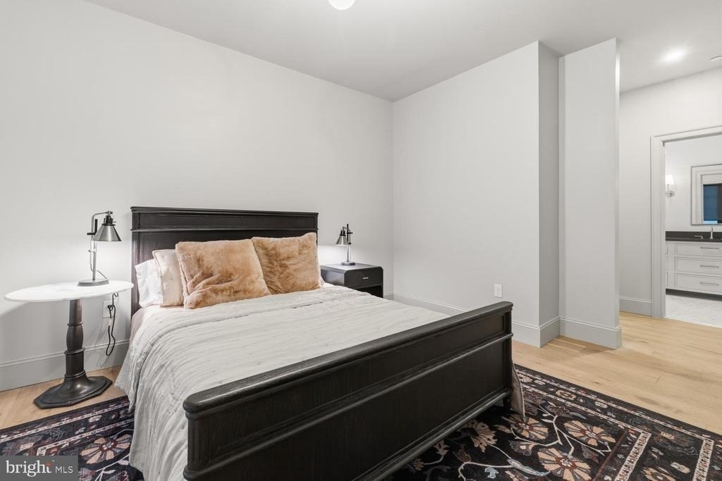 8623 Germantown Unit 203 Avenue - Photo 18