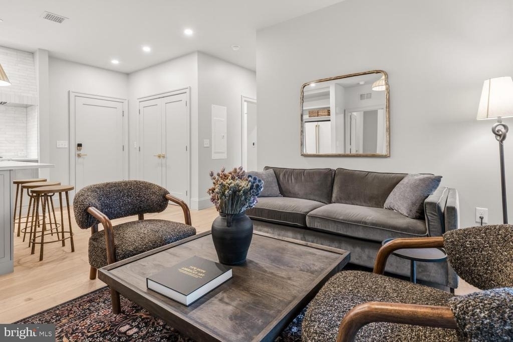 8623 Germantown Unit 203 Avenue - Photo 14
