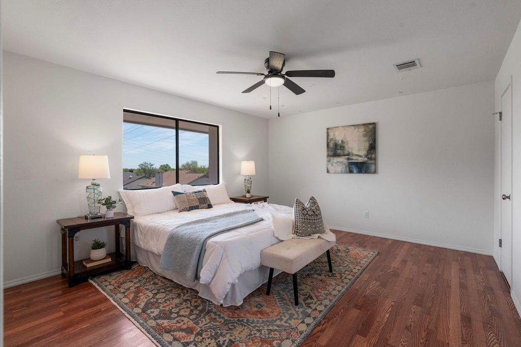 13004 Esplanade St - Photo 9