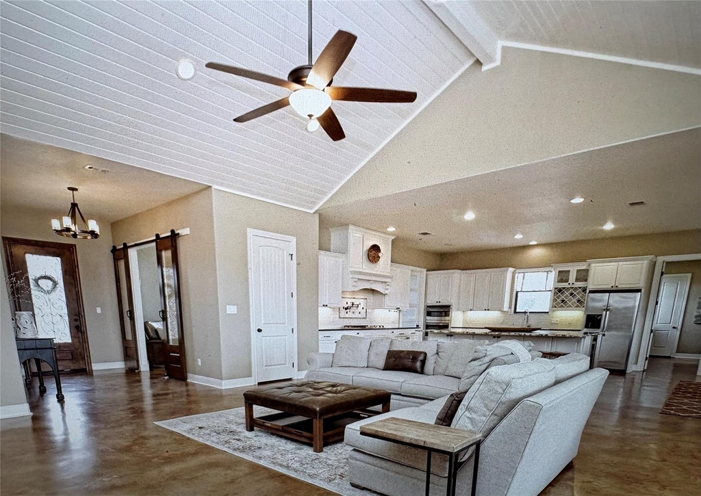 126 Packsaddle Dr - Photo 4