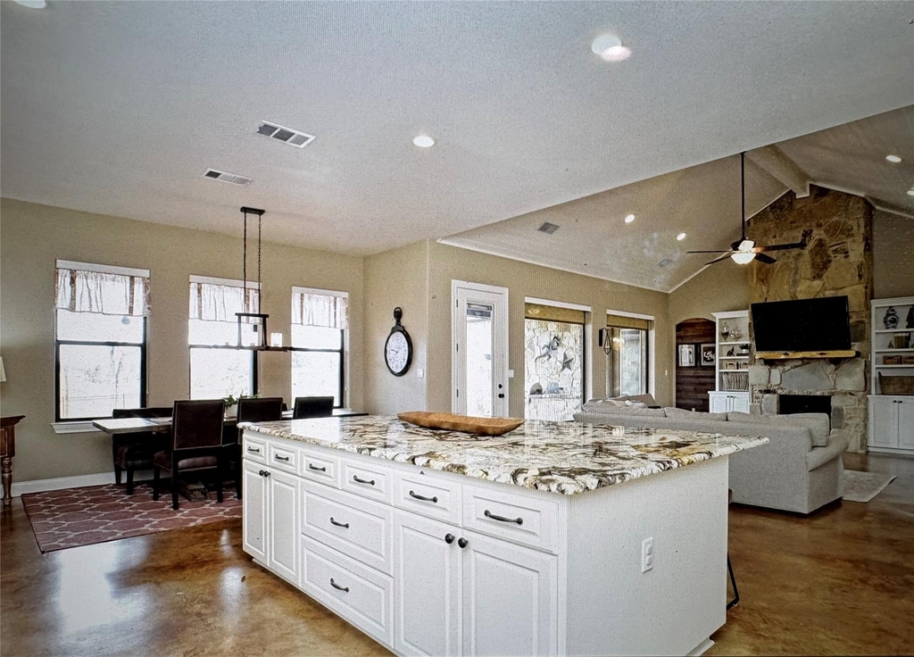 126 Packsaddle Dr - Photo 11