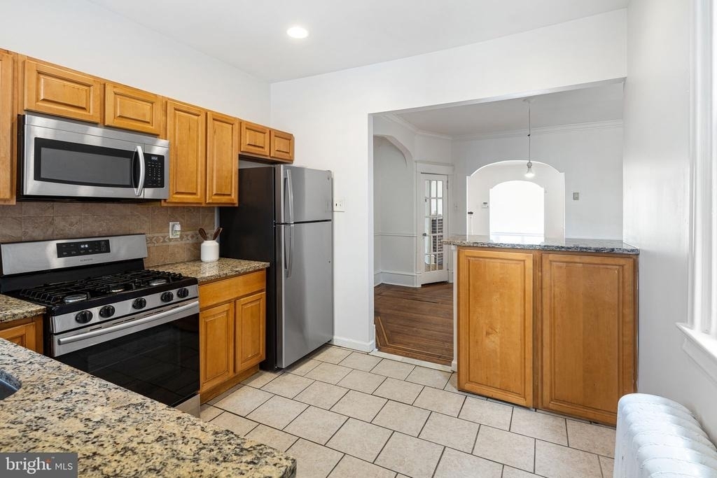 5361 Morse Street - Photo 13