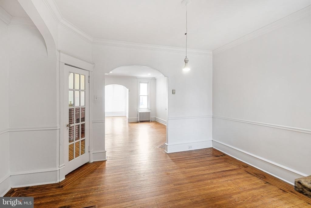 5361 Morse Street - Photo 10