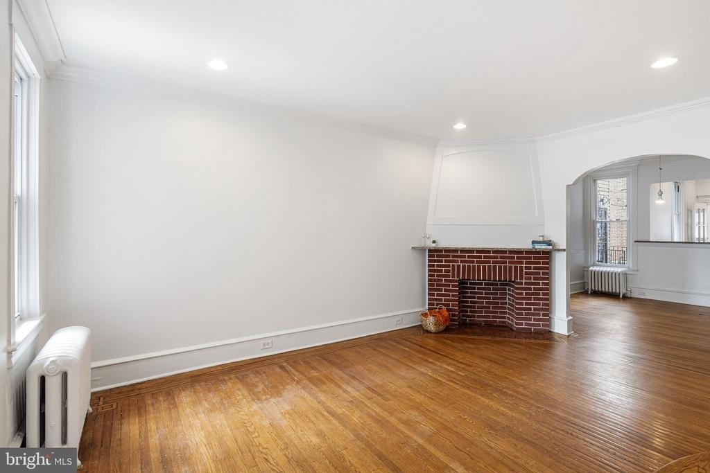 5361 Morse Street - Photo 6
