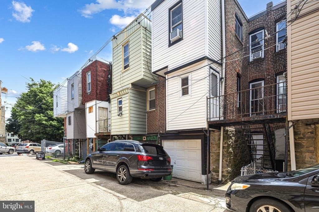 5361 Morse Street - Photo 16