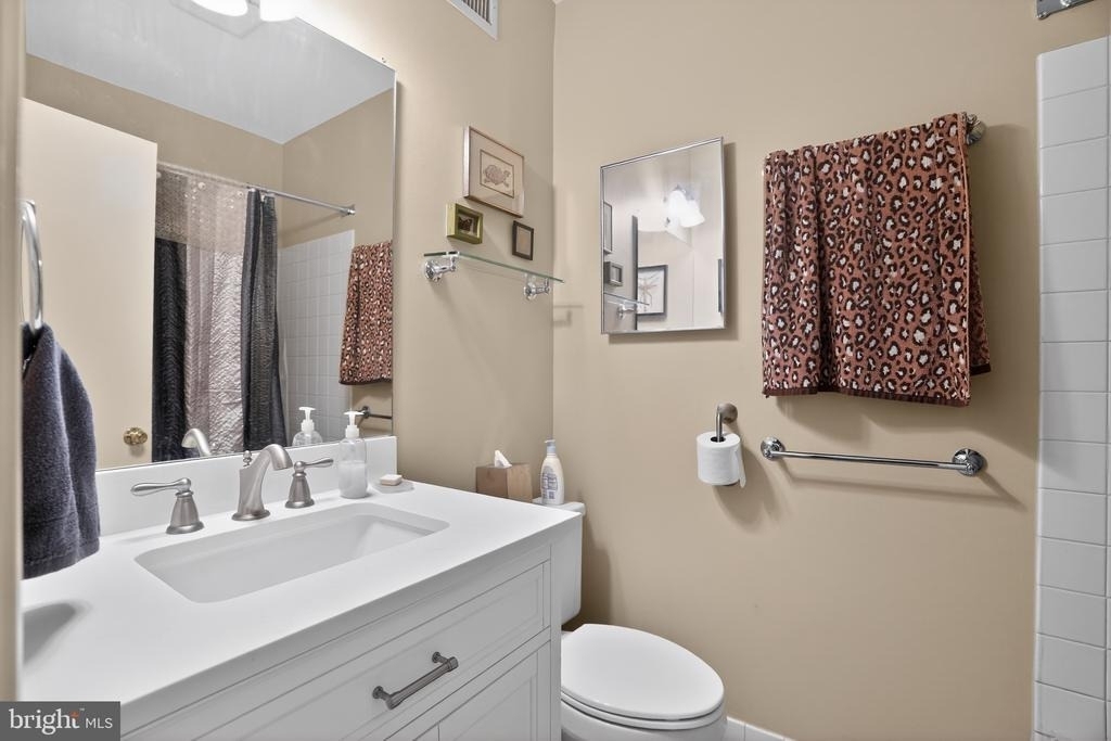 1627 Spruce Street - Photo 23