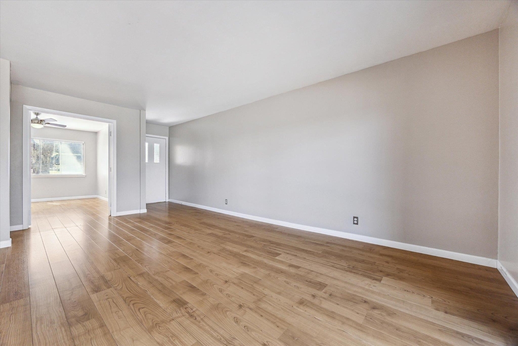 1304 Mariposa Dr - Photo 5