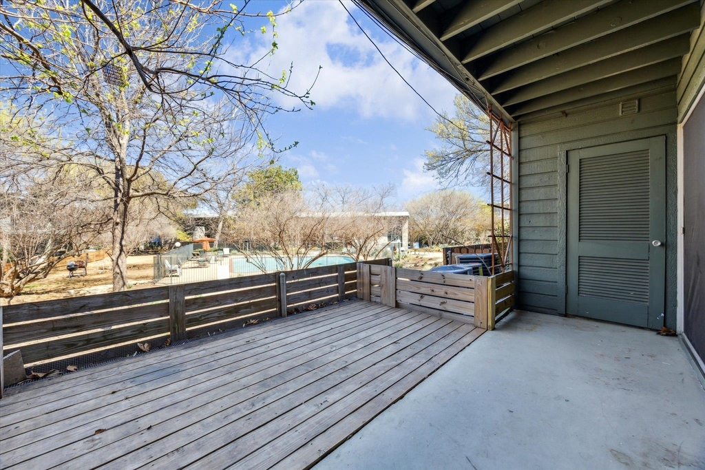 1304 Mariposa Dr - Photo 18