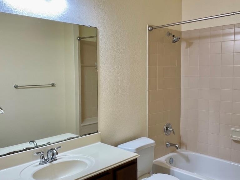4718 Madrid Dr - Photo 14