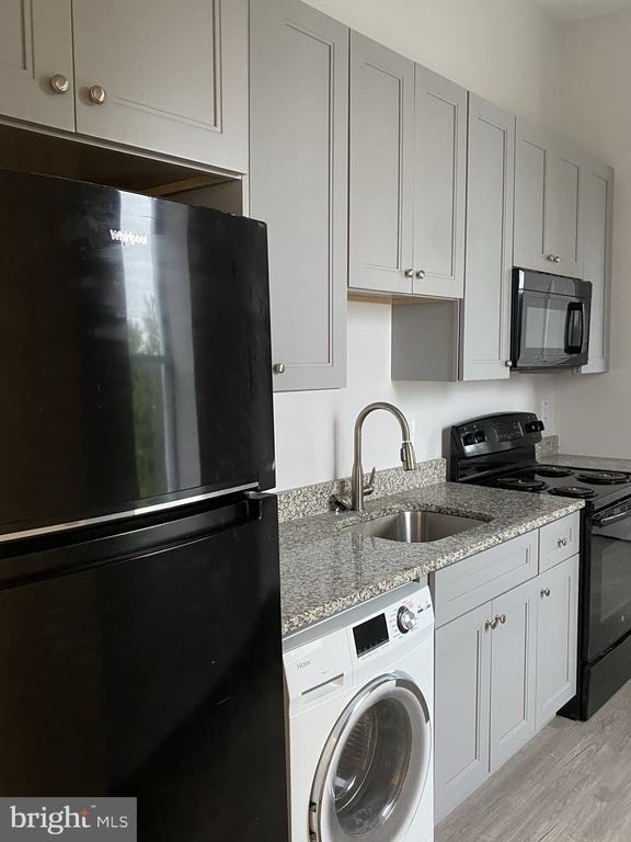 933 Belmont Avenue - Photo 3