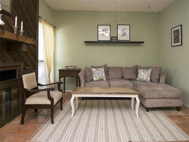 612 Park Pl - Photo 1