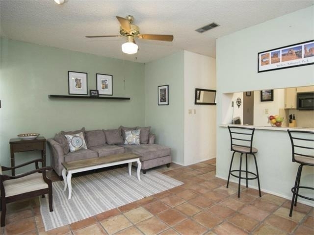 612 Park Pl - Photo 2