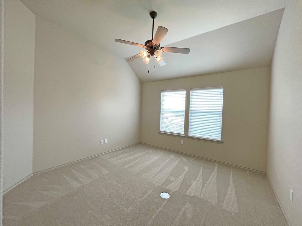 524 Cameron Cv - Photo 8
