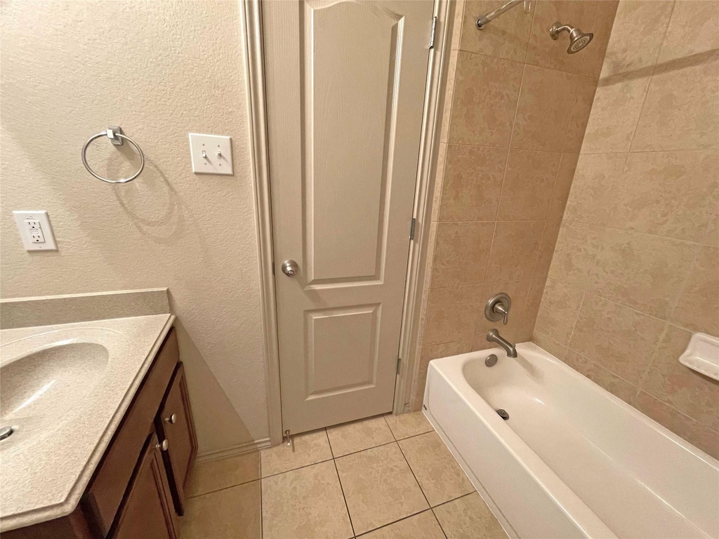 524 Cameron Cv - Photo 13