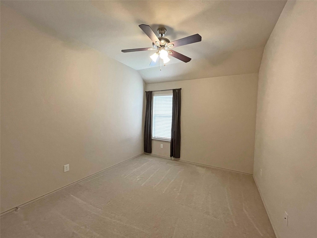 524 Cameron Cv - Photo 9