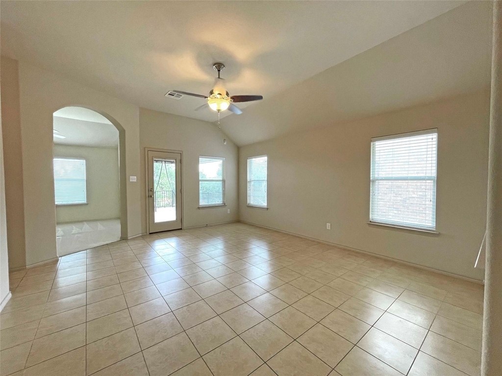 524 Cameron Cv - Photo 17