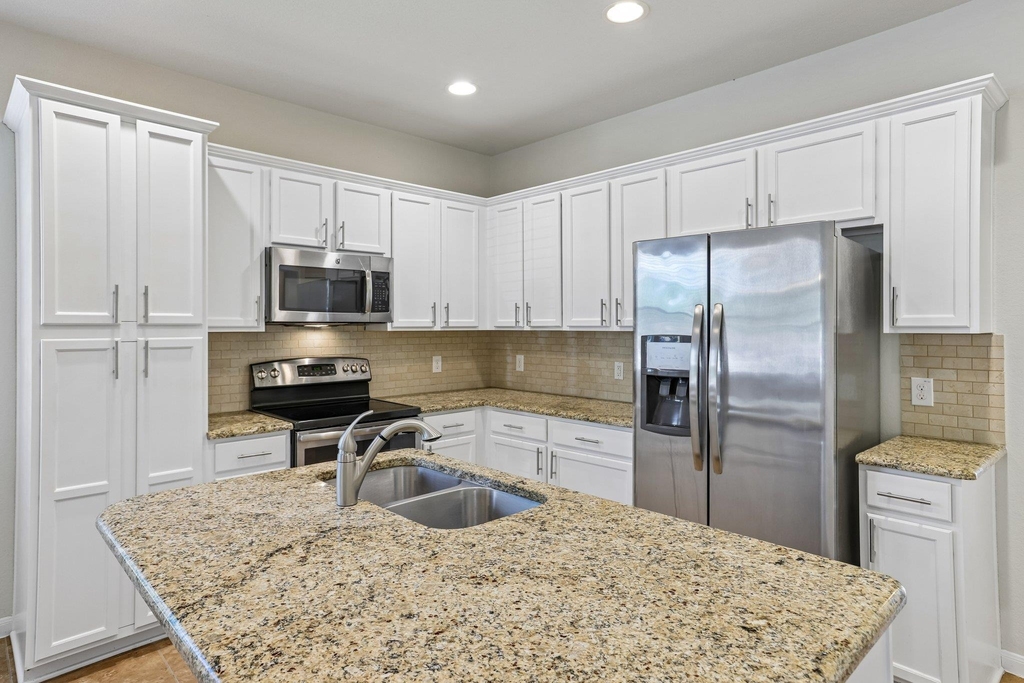 711 Rolling Oak Dr - Photo 11
