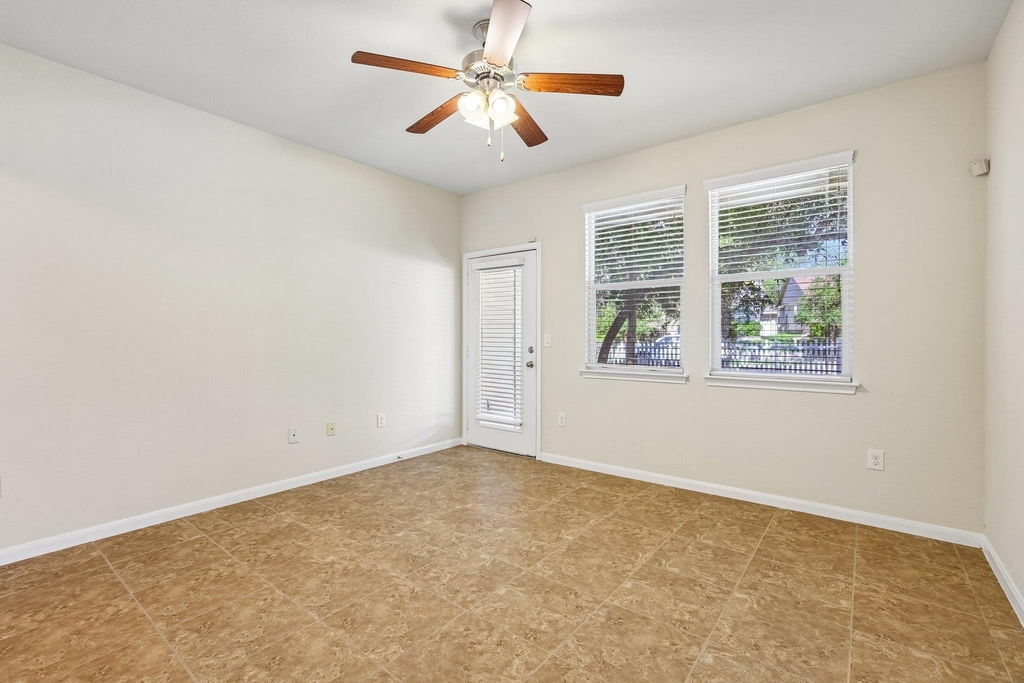 711 Rolling Oak Dr - Photo 8