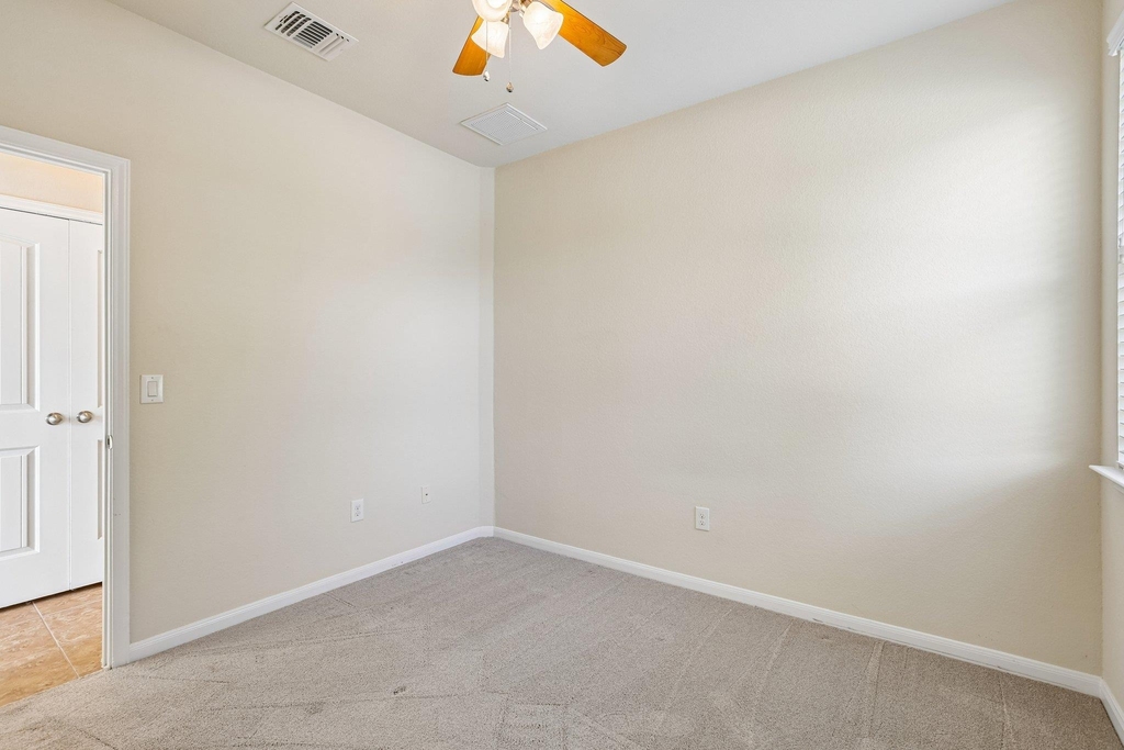 711 Rolling Oak Dr - Photo 18
