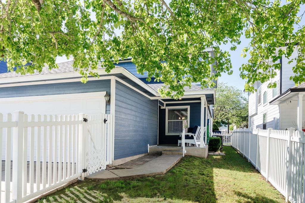 532 Sampson - Photo 35