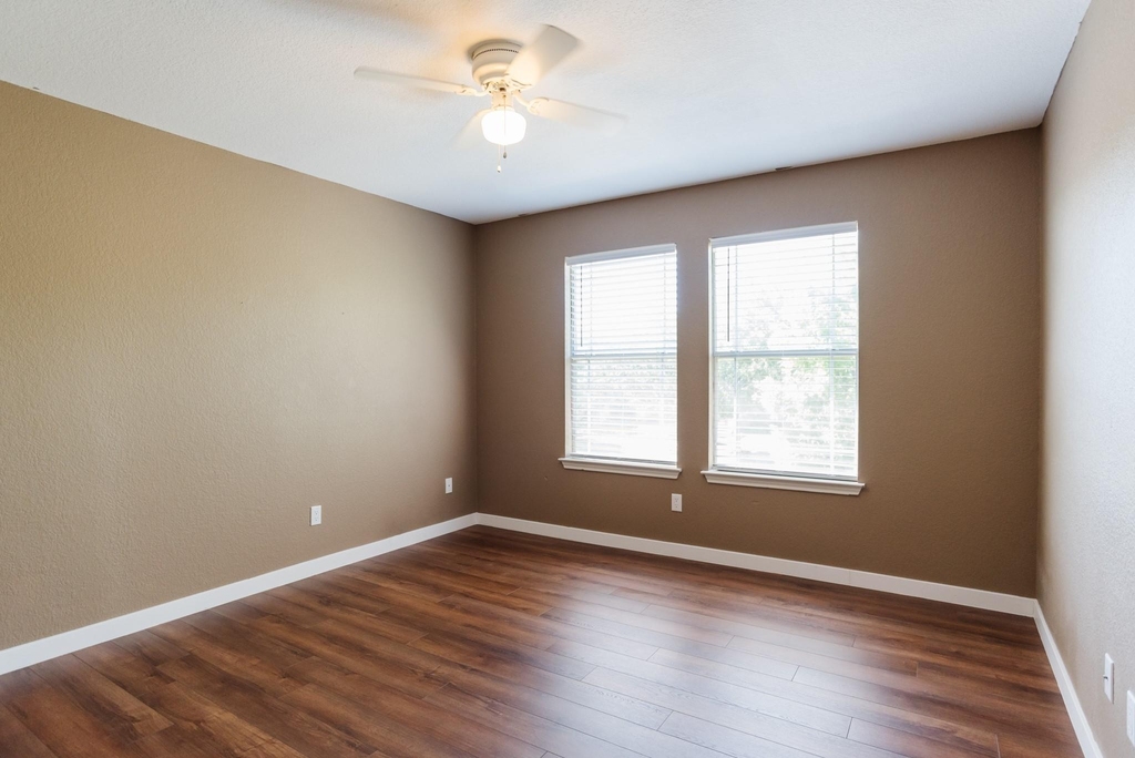 532 Sampson - Photo 29