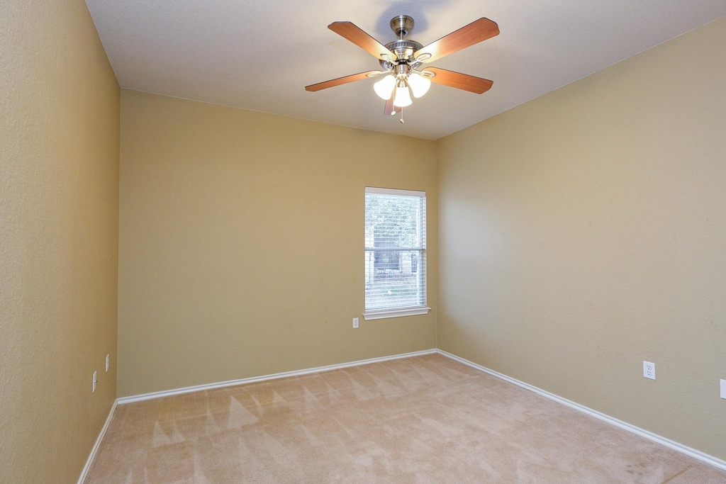 10312 Lone Pine Ln - Photo 11