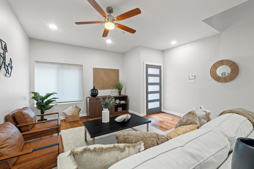 503 Swanee Dr - Photo 4