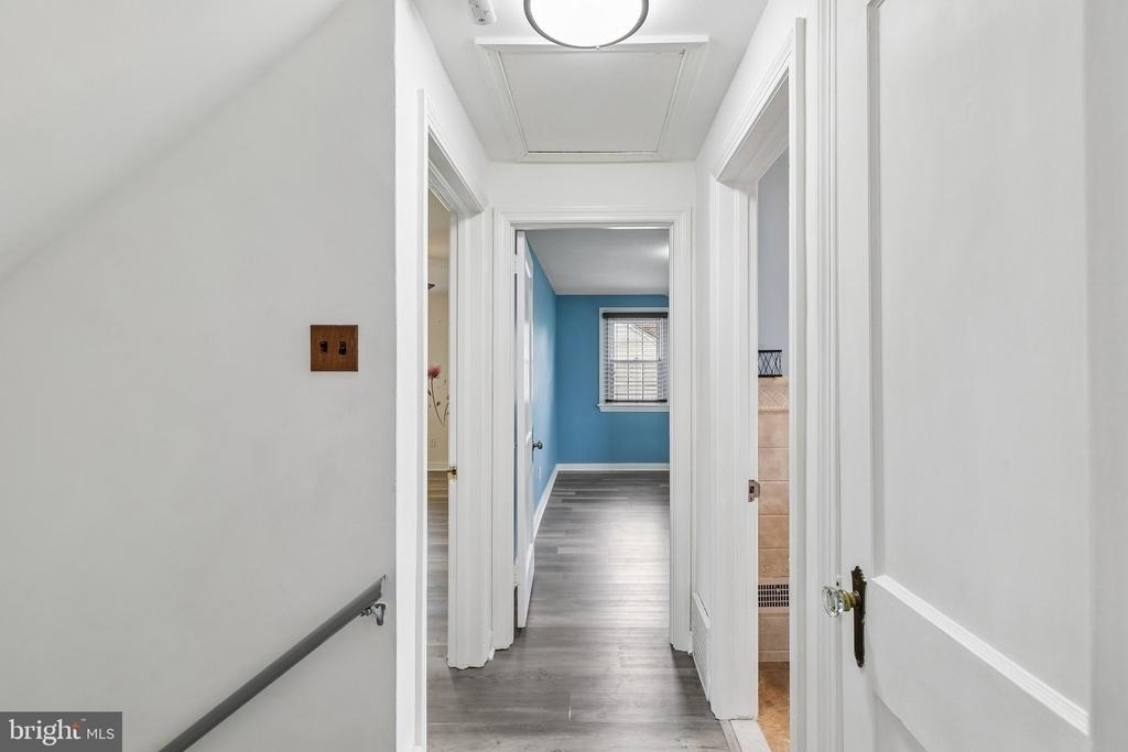 556 Anne Street - Photo 8