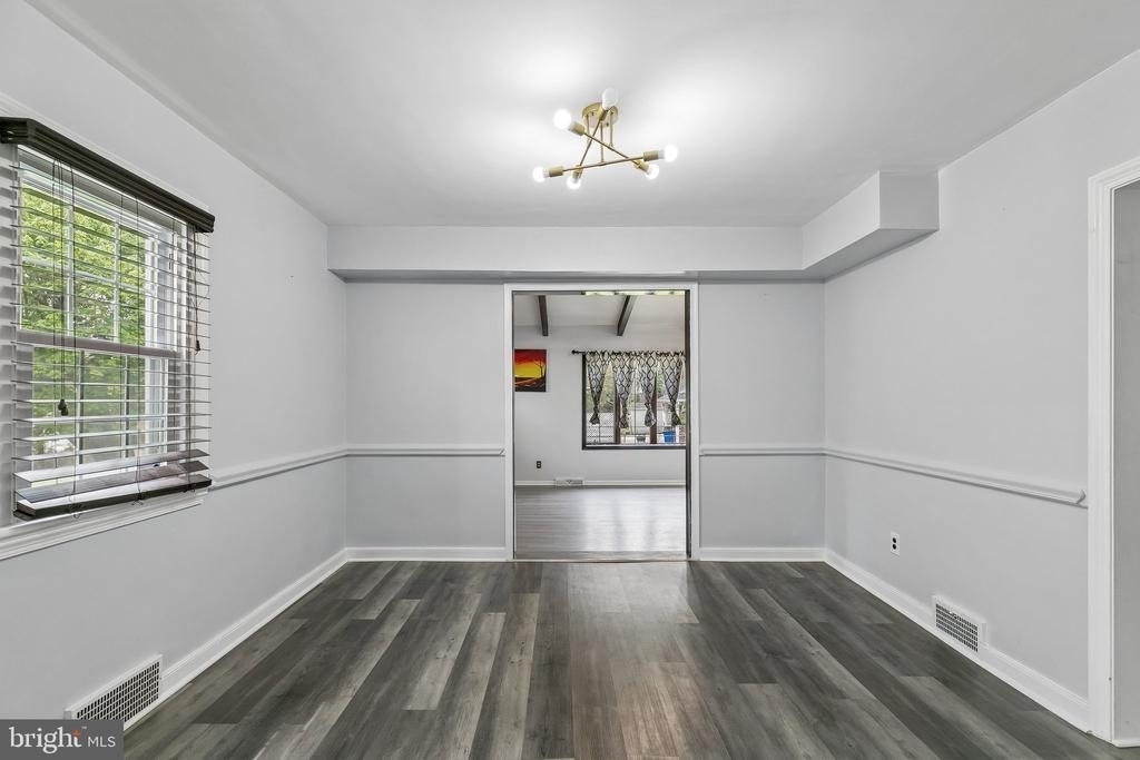 556 Anne Street - Photo 28