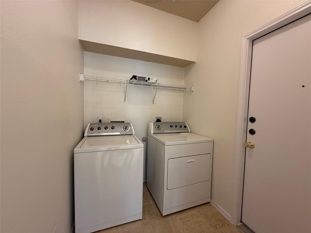 104 Lava Bed Dr - Photo 5