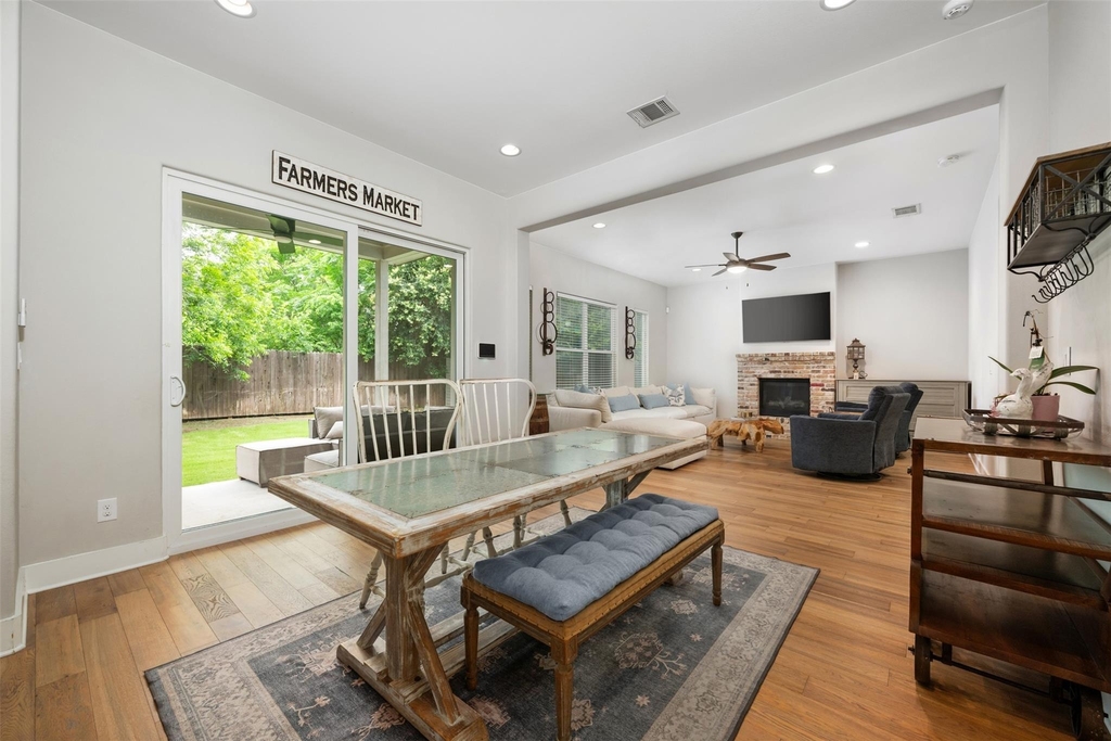 408 W 16th St - Photo 16